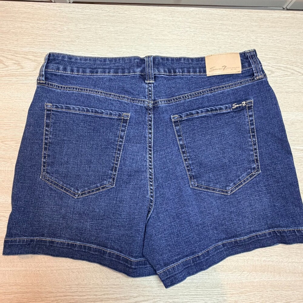 Seven 7 Jean Shorts Women's Size 12 High Rise Weekend Short - Picture 2 of 8